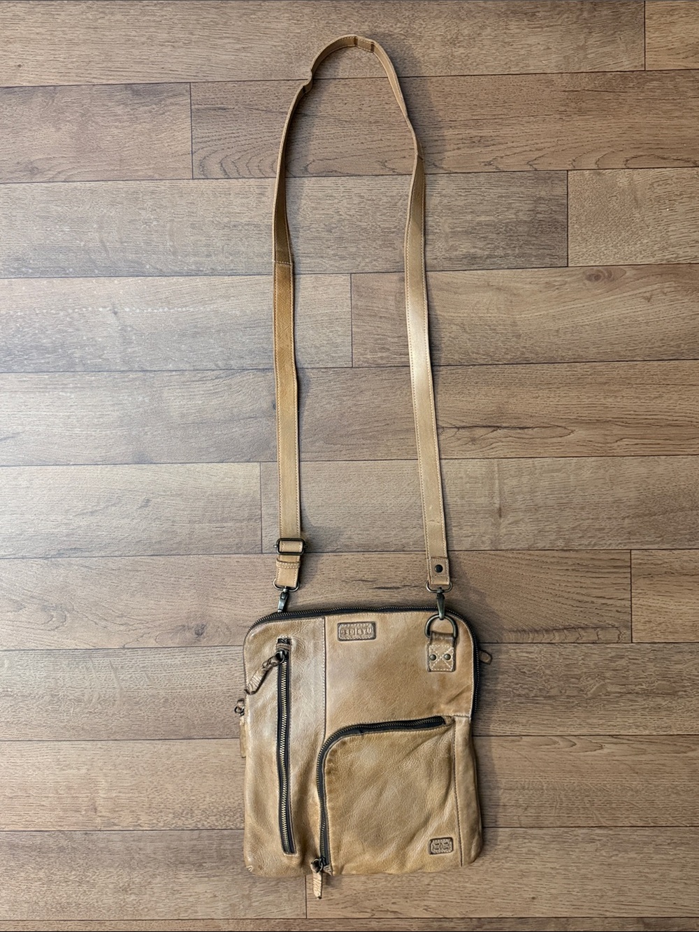 Bed|Stu Aiken Crossbody Distressed Leather Purse Multi Way Unique Imperfect Luxe